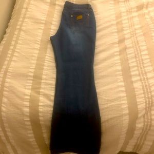 Wrangler bell bottom jeans